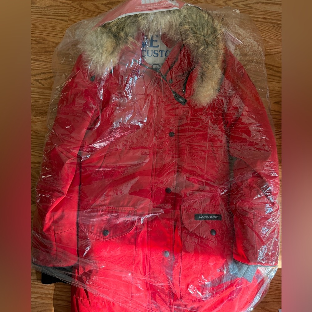 Canada Goose Trillium Parka Vibrant Red with Black Accents
